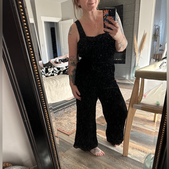 NEW Anthropologie Moulinette Soeurs Noir Velvet Burnout Textured Jumpsuit Black - Picture 5 of 8